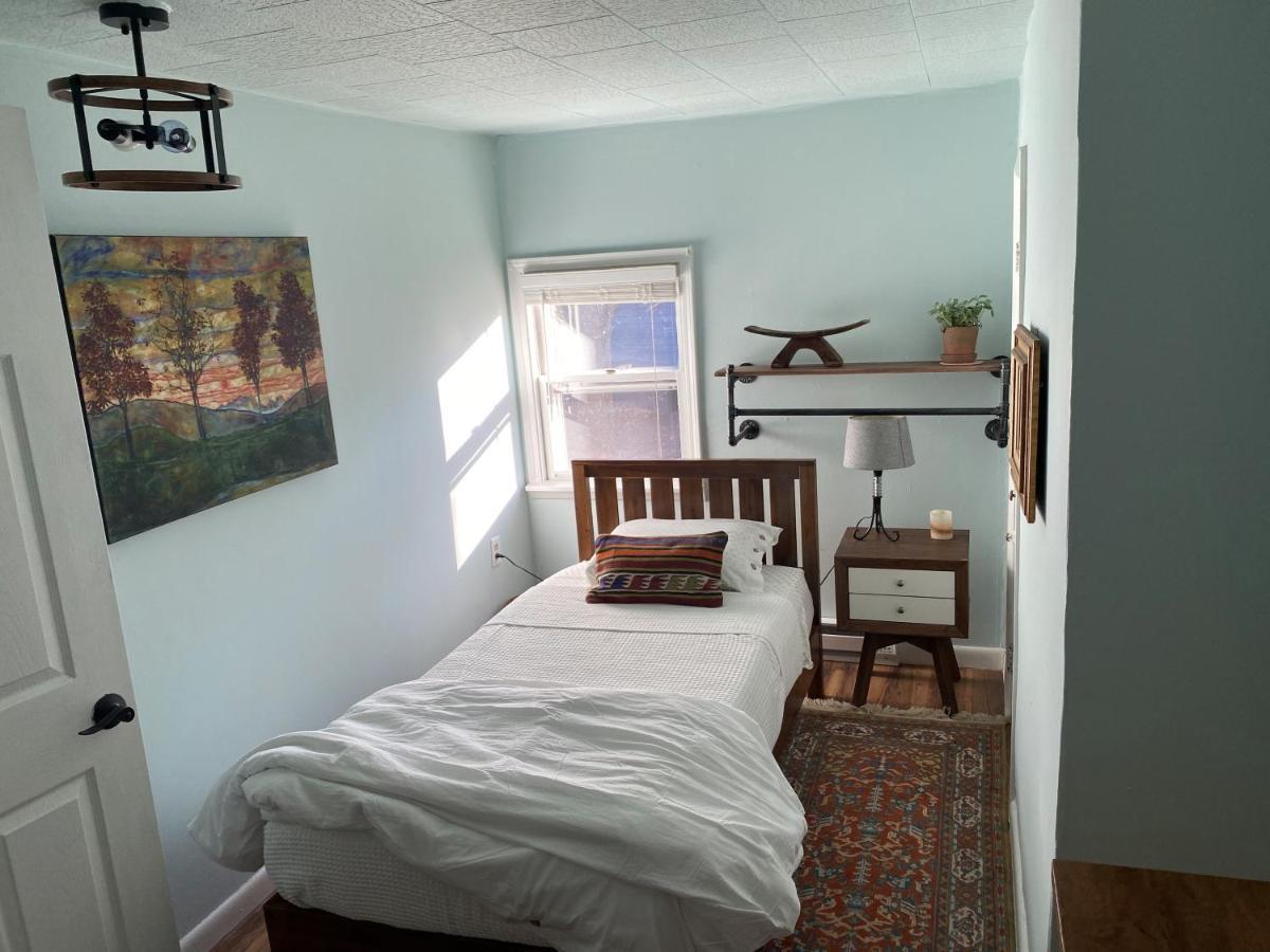 Boho-Chic Travel Pad - Unit 2 Apartment Bloomington Ngoại thất bức ảnh