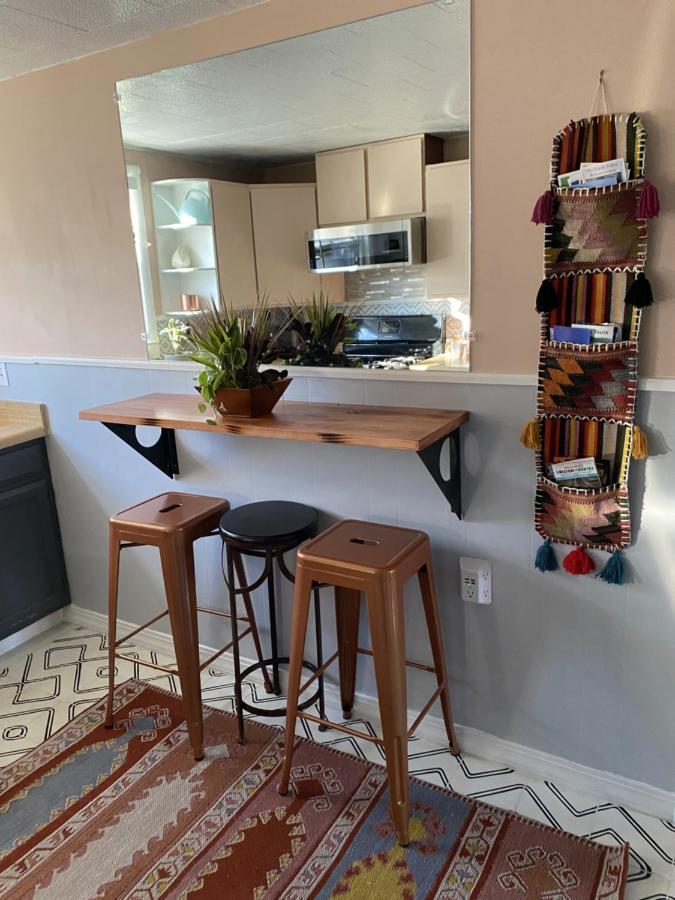 Boho-Chic Travel Pad - Unit 2 Apartment Bloomington Ngoại thất bức ảnh