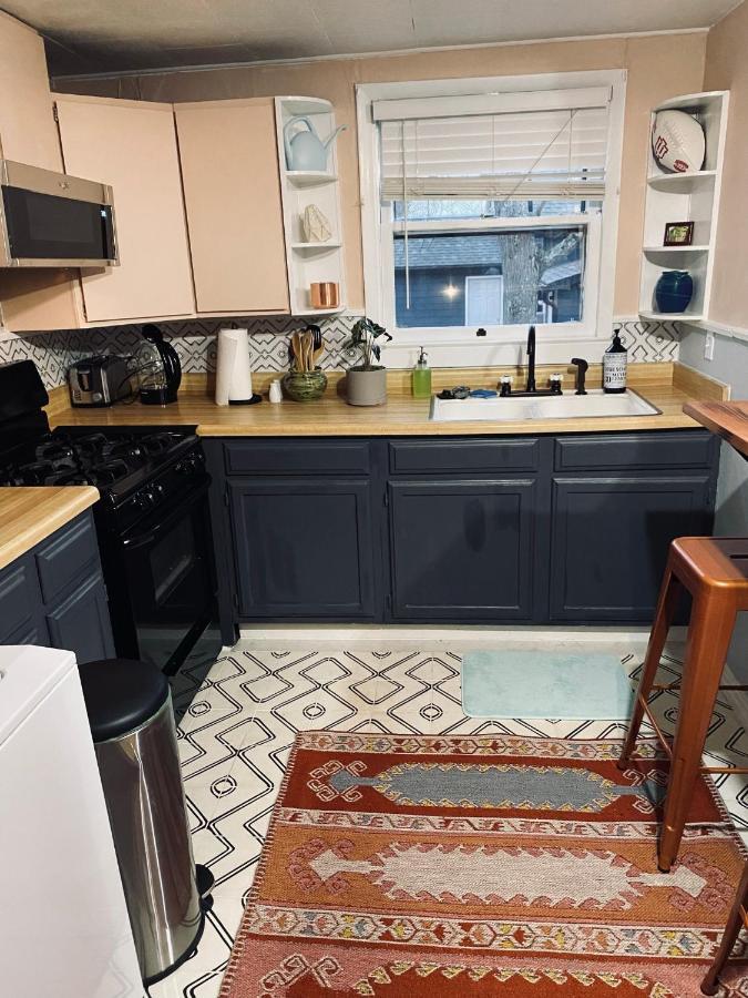 Boho-Chic Travel Pad - Unit 2 Apartment Bloomington Ngoại thất bức ảnh